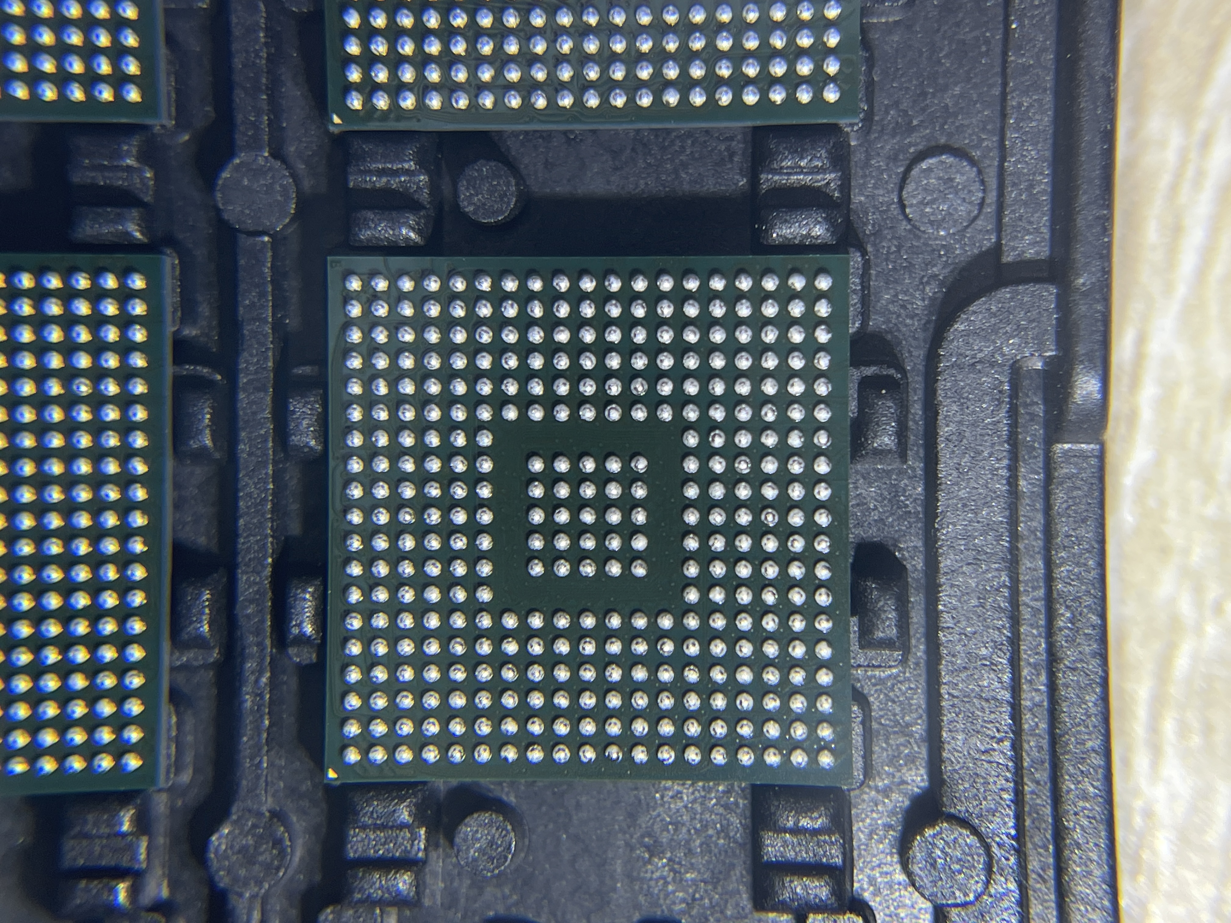 TMS5703137DZWTQQ1